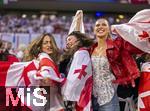 30.06.2024, Fussball UEFA EURO 2024, Achtelfinale, Spanien - Georgien, im Kln Stadion, Weibliche Fans auzs Georgien feiern trotz der Niederlage ihrer Mannschaft. 

