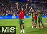 01.07.2024, Fussball UEFA EURO 2024, Achtelfinale, Portugal - Slowenien, in der Frankfurt Arena Frankfurt am Main, Schlussjubel nach dem Elfmeterschieen und dem Sieg der Portugiesen. Joao Cancelo (Portugal) jubelt 

