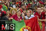 01.07.2024, Fussball UEFA EURO 2024, Achtelfinale, Portugal - Slowenien, in der Frankfurt Arena Frankfurt am Main, Die portugiesischen Fans feiern

