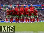 01.07.2024, Fussball UEFA EURO 2024, Achtelfinale, Portugal - Slowenien, in der Frankfurt Arena Frankfurt am Main, Mannschaftsfoto
vordere Reihe v.l. Joao Cancelo (Portugal), Rafael Leao (Portugal), Vitinha (Portugal), Nuno Mendes (Portugal), Bernardo Silva (Portugal), Bruno Fernandes (Portugal) 
hintere Reihe v.l. Diogo Costa (Portugal), Pepe (Portugal), Joao Palhinha (Portugal), Ruben Dias (Portugal) und Cristiano Ronaldo (Portugal) 

