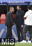 02.07.2024, Fussball UEFA EURO 2024, Achtelfinale, sterreich - Trkei, in der RB Arena Leipzig,     Trainer Ralf Rangnick (sterreich) und Hamit Altintop (Trkei/Deutschland) lachen miteinander

