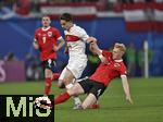 02.07.2024, Fussball UEFA EURO 2024, Achtelfinale, sterreich - Trkei, in der RB Arena Leipzig,     v.l. Kenan Yildiz (Trkei) gegen Nicolas Seiwald (sterreich) 

