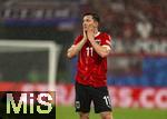 02.07.2024, Fussball UEFA EURO 2024, Achtelfinale, sterreich - Trkei, in der RB Arena Leipzig, Michael Gregoritsch (sterreich) steht frustriert im Regen.

