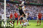 05.07.2024, Fussball UEFA EURO 2024, Viertelfinale, Spanien - Deutschland, in der Stuttgart-Arena. v.l. Torwart Simon Unai (Spanien) gegen Kai Havertz (Deutschland) 

