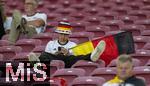 05.07.2024, Fussball UEFA EURO 2024, Viertelfinale, Spanien - Deutschland, in der Stuttgart-Arena. Frust bei den Deutschen Fans nach der Niederlage 

