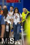 05.07.2024, Fussball UEFA EURO 2024, Viertelfinale, Spanien - Deutschland, in der Stuttgart-Arena. Enttuschte Spielerfreuen nach der Niederlage ihrer Mnner, re: Sara Gndogan Arfaoui, die Frau von Ilkay Gndogan (Deutschland) 

