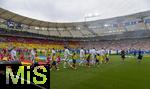 05.07.2024, Fussball UEFA EURO 2024, Viertelfinale, Spanien - Deutschland, in der Stuttgart-Arena. Die Spieler laufen ein.
