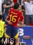 05.07.2024, Fussball UEFA EURO 2024, Viertelfinale, Spanien - Deutschland, in der Stuttgart-Arena. Torjubel der Spanier zum 2:1,  Mikel Merino (Spanien) umarmt von Rodri (Spanien), 

