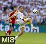 05.07.2024, Fussball UEFA EURO 2024, Viertelfinale, Spanien - Deutschland, in der Stuttgart-Arena. 

Florian Wirtz (Deutschland) am Ball.