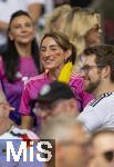 05.07.2024, Fussball UEFA EURO 2024, Viertelfinale, Spanien - Deutschland, in der Stuttgart-Arena. gut gelaunte Lena Wurzenberger (Deutschland), Freundin von Trainer Julian Nagelsmann (Deutschland) 
 
