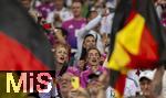 05.07.2024, Fussball UEFA EURO 2024, Viertelfinale, Spanien - Deutschland, in der Stuttgart-Arena. Gut gelaunte Lena Wurzenberger (Deutschland), Freundin von Trainer Julian Nagelsmann (Deutschland) 
 
