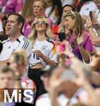 05.07.2024, Fussball UEFA EURO 2024, Viertelfinale, Spanien - Deutschland, in der Stuttgart-Arena. Influencerin Lea Prinz (Deutschland) Freundin von Maximilian Mittelstdt  auf der Tribne.

