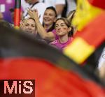 05.07.2024, Fussball UEFA EURO 2024, Viertelfinale, Spanien - Deutschland, in der Stuttgart-Arena. Gut gelaunte Lena Wurzenberger (Deutschland), Freundin von Trainer Julian Nagelsmann (Deutschland) 
 
