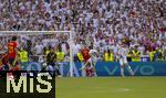 05.07.2024, Fussball UEFA EURO 2024, Viertelfinale, Spanien - Deutschland, in der Stuttgart-Arena. Florian Wirtz (2.v.re, Deutschland) Torschuss zum 1:1 Ausgleich, Torwart Simon Unai (Spanien) ohne Chance.

