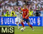 05.07.2024, Fussball UEFA EURO 2024, Viertelfinale, Spanien - Deutschland, in der Stuttgart-Arena. Dani Olmo (Spanien) am Ball 

