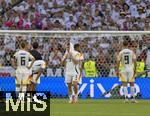 05.07.2024, Fussball UEFA EURO 2024, Viertelfinale, Spanien - Deutschland, in der Stuttgart-Arena. Frustrierter Abgang der Deutschen nach der Niederlage und dem Ausscheiden aus dem Turnier, Josua Kimmich (Deutschland), David Raum (Deutschland), Benjamin Henrichs (Deutschland), Niclas Fllkrug (Deutschland)  fassungslos.
 
