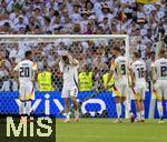 05.07.2024, Fussball UEFA EURO 2024, Viertelfinale, Spanien - Deutschland, in der Stuttgart-Arena. Frustrierter Abgang der Deutschen nach der Niederlage und dem Ausscheiden aus dem Turnier, Josua Kimmich (Deutschland), David Raum (Deutschland), Benjamin Henrichs (Deutschland), Niclas Fllkrug (Deutschland)  fassungslos.
 
