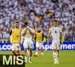 05.07.2024, Fussball UEFA EURO 2024, Viertelfinale, Spanien - Deutschland, in der Stuttgart-Arena. Frust nach der Niederlage bei Deniz Undav (Deutschland), Thomas Mller (Deutschland) und Toni Kroos (Deutschland) 
