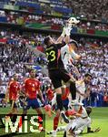 05.07.2024, Fussball UEFA EURO 2024, Viertelfinale, Spanien - Deutschland, in der Stuttgart-Arena. Torwart Simon Unai (Spanien) steigt hoch zum Ball, gegen Kai Havertz (Deutschland), Ilkay Gndogan (Deutschland), Antonio Rdiger (Deutschland) 
 
