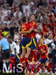 09.07.2024, Fussball UEFA EURO 2024, Halbfinale, Spanien - Frankreich, in der Mnchner-Fussball-Arena. Schlussjubel ber den Sieg bei Rodri (li, Spanien) und Mikel Merino (Spanien) 
