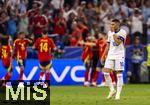 09.07.2024, Fussball UEFA EURO 2024, Halbfinale, Spanien - Frankreich, in der Mnchner-Fussball-Arena. Frust bei Kylian Mbappe (Frankreich) whrend die Spanier ein Tor bejubeln. 
