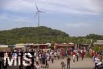 09.07.2024, Fussball UEFA EURO 2024, Halbfinale, Spanien - Frankreich, in der Mnchner-Fussball-Arena. Reger Publikums-Betrieb auf der Esplanade vor dem Spiel.
