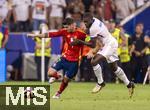 09.07.2024, Fussball UEFA EURO 2024, Halbfinale, Spanien - Frankreich, in der Mnchner-Fussball-Arena. v.li: Alvaro Morata (Spanien) gegen Dayot Upamecano (Frankreich) 
