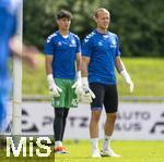 11.07.2024, Fussball 2. Bundesliga 2024/2025, 1.FC Magdeburg im Sommertrainingslager in Bad Wrishofen im Unterallgu, Training im Stadion am unteren Hart. von links:  Torwart Robert Kampa (1. FC Magdeburg) und Torwart Dominik Reimann (1. FC Magdeburg)