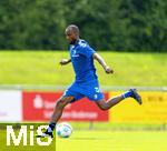 11.07.2024, Fussball 2. Bundesliga 2024/2025, 1.FC Magdeburg im Sommertrainingslager in Bad Wrishofen im Unterallgu, Training im Stadion am unteren Hart. Silas Gnaka (1. FC Magdeburg) am Ball 