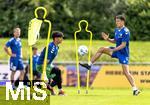 11.07.2024, Fussball 2. Bundesliga 2024/2025, 1.FC Magdeburg im Sommertrainingslager in Bad Wrishofen im Unterallgu, Training im Stadion am unteren Hart. Torwart Robert Kampa (1. FC Magdeburg) gegen Martijn Kaars (1. FC Magdeburg)  