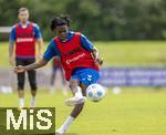 11.07.2024, Fussball 2. Bundesliga 2024/2025, 1.FC Magdeburg im Sommertrainingslager in Bad Wrishofen im Unterallgu, Training im Stadion am unteren Hart. Pierre Nadjombe (1. FC Magdeburg) am Ball 