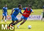 11.07.2024, Fussball 2. Bundesliga 2024/2025, 1.FC Magdeburg im Sommertrainingslager in Bad Wrishofen im Unterallgu, Training im Stadion am unteren Hart. v.li: Daniel Heber (1. FC Magdeburg), Pierre Nadjombe (1. FC Magdeburg) 