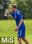 11.07.2024, Fussball 2. Bundesliga 2024/2025, 1.FC Magdeburg im Sommertrainingslager in Bad Wrishofen im Unterallgu, Training im Stadion am unteren Hart. Connor Krempicki (1.FC Magdeburg) trinkt 