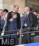 14.07.2024, Fussball UEFA EURO 2024, Finale im Berliner Olympiastadion, Spanien - England, auf dem Bild William , Prinz von Wales (England) mit Sohn George (England) mit DFB Prsident Bernd Neuendorf (Deutschland) 
