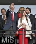 14.07.2024, Fussball UEFA EURO 2024, Finale im Berliner Olympiastadion, Spanien - England, Knig von Spanien Felipe VI. (Spanien) winkt
