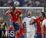 14.07.2024, Fussball UEFA EURO 2024, Finale im Berliner Olympiastadion, Spanien - England, v.l. Alvaro Morata (Spanien), Harry Kane (England) und Rodri (Spanien)  
