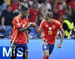 14.07.2024, Fussball UEFA EURO 2024, Finale im Berliner Olympiastadion, Spanien - England, Nico Williams (Spanien) jubelt mit Lamine Yamal (Spanien) .
