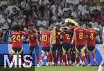 14.07.2024, Fussball UEFA EURO 2024, Finale im Berliner Olympiastadion, Spanien - England, Die Spanier feiern das 2:1 von Mikel Oyarzabal (Spanien) 
