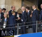 14.07.2024, Fussball UEFA EURO 2024, Finale im Berliner Olympiastadion, Spanien - England,  v.li: William , Prinz von Wales (England) und Sohn George (England) begren DFB Prsident Bernd Neuendorf (Deutschland), und UEFA Prsident Aleksander Ceferin,   
