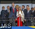 14.07.2024, Fussball UEFA EURO 2024, Finale im Berliner Olympiastadion, Spanien - England,  v.li: Felipe VI. Knig von Spanien, mit Tochter Sofia, auf der VIP-Tribne, re: Pedro Rocha (Prsident Spanischer Fussball-Verband)
