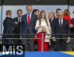 14.07.2024, Fussball UEFA EURO 2024, Finale im Berliner Olympiastadion, Spanien - England,  v.li: Felipe VI. Knig von Spanien, mit Tochter Sofia, auf der VIP-Tribne, re: Pedro Rocha (Prsident Spanischer Fussball-Verband)
