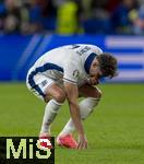 14.07.2024, Fussball UEFA EURO 2024, Finale im Berliner Olympiastadion, Spanien - England, Nach der Niederlage im Finale, Frust bei den Englischen Spielern, John Stones (England) 
