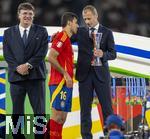 14.07.2024, Fussball UEFA EURO 2024, Finale im Berliner Olympiastadion, Spanien - England, Siegerehrung des Europameisters Spanien, UEFA Prsident Aleksander Ceferin mit dem Pokal fr den Player of the Tournament und Rodri (Spanien) 
