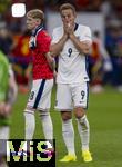 14.07.2024, Fussball UEFA EURO 2024, Finale im Berliner Olympiastadion, Spanien - England, Nach der Niederlage im Finale, Frust bei den Englischen Spielern,  Harry Kane (England) und Anthony Gordon (England) 