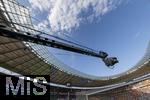 14.07.2024, Fussball UEFA EURO 2024, Finale im Berliner Olympiastadion, Spanien - England, Stadionbersicht, Totale, bersicht, Vogelperspektive, Innenansicht,  Der Kamerakran schwebt ber dem Tor.
