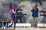 14.07.2024, Fussball UEFA EURO 2024, Finale im Berliner Olympiastadion, Spanien - England, Show vor dem Spiel mit Musikdarbietung auf der Bhne, Meduza, One Republic, Leony und Ryan Tedder mit Fire. 
