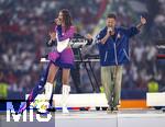 14.07.2024, Fussball UEFA EURO 2024, Finale im Berliner Olympiastadion, Spanien - England, Show vor dem Spiel mit Musikdarbietung auf der Bhne, Meduza, One Republic, Leony und Ryan Tedder mit Fire. 
