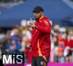 22.07.2024, Fussball 1. Bundesliga 2024/2025, Trainingslager FC Bayern Mnchen in Rottach-Egern am Tegernsee am Sportplatz Birkenmoos, Trainer Vincent Kompany (FC Bayern Mnchen) gibt lautstark Anweisungen