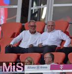 01.09.2024, Fussball 1. Bundesliga 2024/2025, 2. Spieltag,  FC Bayern Mnchen - SC Freiburg, in der Allianz-Arena Mnchen, Ehren-Prsident Uli Hoene (FC Bayern Mnchen, Hoeness) und Ex-Vorstandsvorsitzender Karl-Heinz Rummenigge (FC Bayern Mnchen) auf der Tribne.


