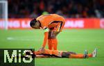 10.09.2024, Fussball UEFA Nations League 2024/25, Gruppe 3, 2. Spieltag, Niederlande - Deutschland, in der Johan Cruyff Arena Amsterdam. (L-R) Denzel Dumfries (Niederlande) und Virgil van Dijk (Niederlande) enttuscht